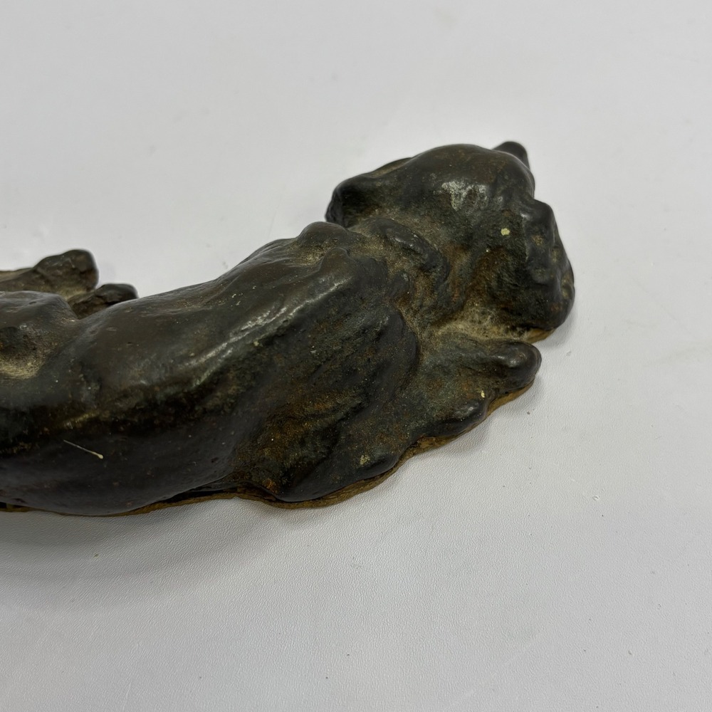 Antique Cast Iron Sleeping Dog Doorstop Heavy Metal Curled Hound Figurine 7 Inch - Picture 5 of 8